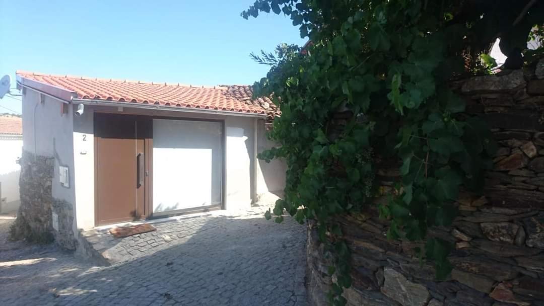 Vila Casa Da Memoria Milhão Exteriér fotografie